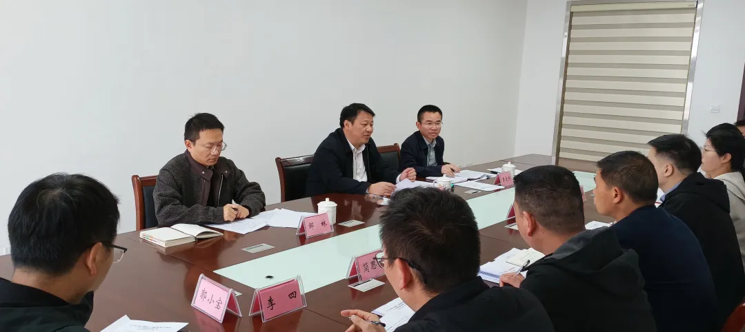 彭勇到區(qū)委樹立和踐行正確政績(jī)觀學(xué)習(xí)教育工作專班調(diào)研