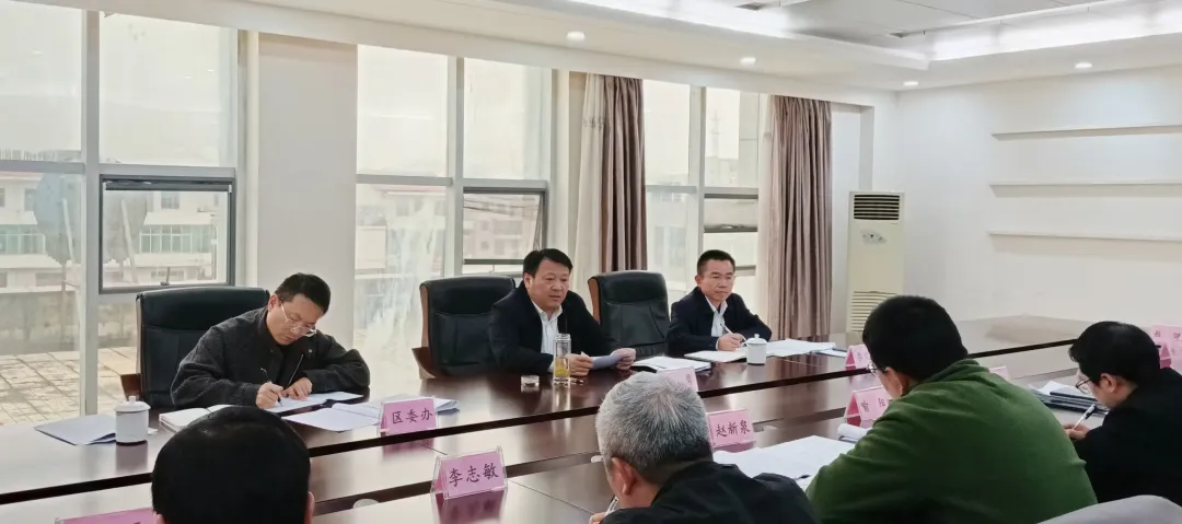 彭勇到鵠山鎮、下村鎮宣講全國兩會精神并調研重點工作